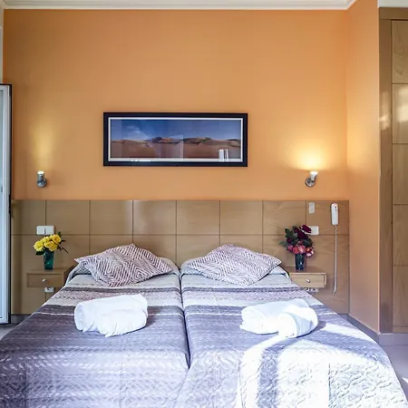 Hostal Inter Puerta Del Sol Auto Check In-3